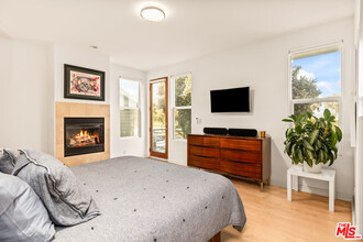 502 Rosecrans Ave in Manhattan Beach, CA - Building Photo - Building Photo