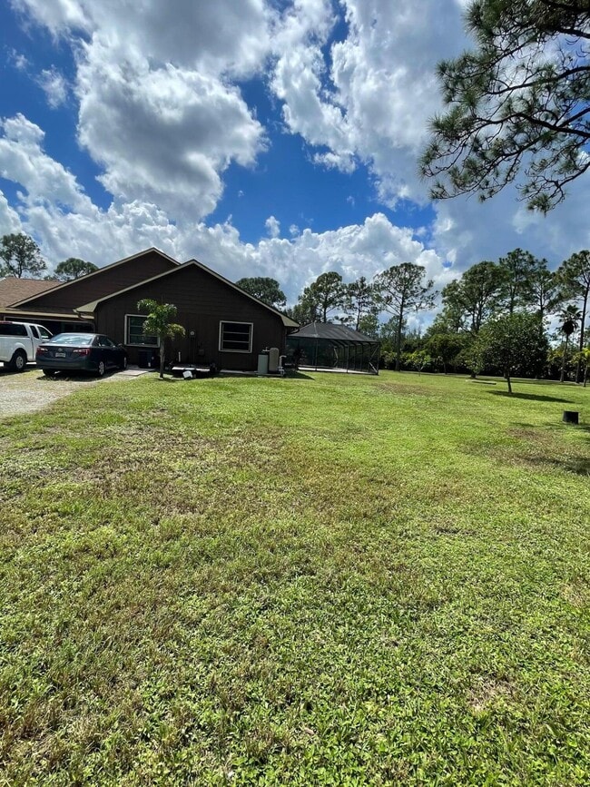 14087 Coco Plum Rd in West Palm Beach, FL - Building Photo - Building Photo