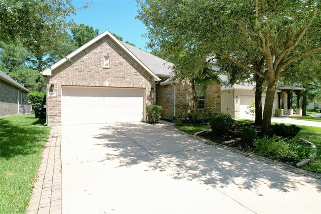 property at 30 Deer River Cir