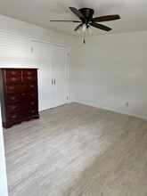 940 Avenue F in Marrero, LA - Foto de edificio - Building Photo