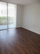 714 Executive Center Dr in West Palm Beach, FL - Building Photo - Building Photo