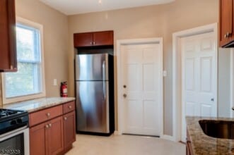 1410 Hussa St in Linden, NJ - Building Photo - Building Photo