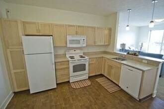 4920 S 30th St in Omaha, NE - Building Photo - Building Photo