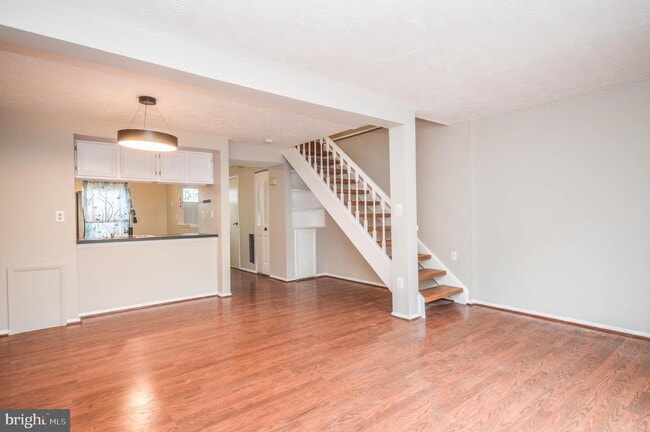 12509 Laurel Grove Pl in Germantown, MD - Building Photo - Building Photo