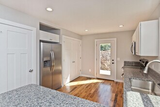 617 Reed St in Asheville, NC - Building Photo - Building Photo