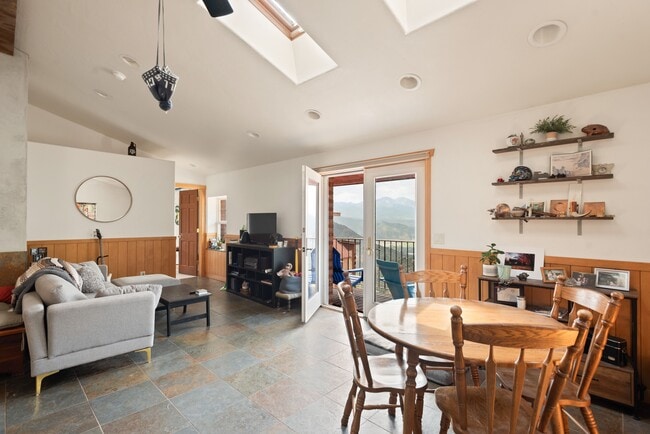 property at 2800 Cedar Dr