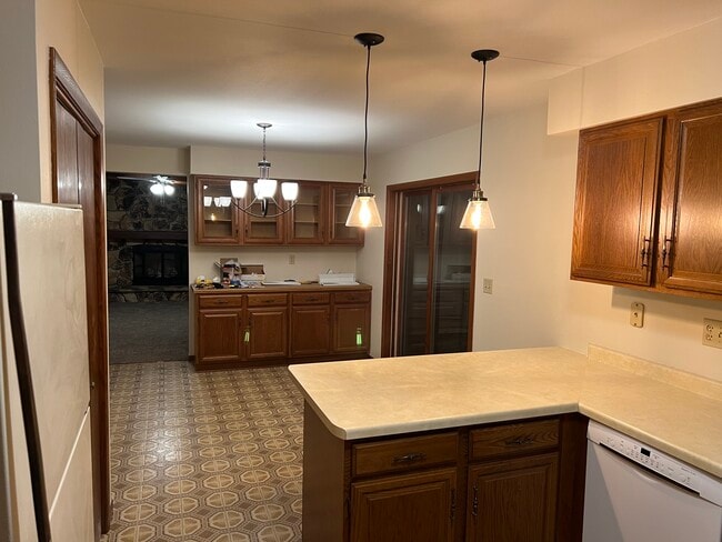 4115 Eldorado Ct in Brookfield, WI - Building Photo - Building Photo
