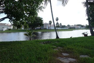 13936 Langley Pl in Davie, FL - Building Photo - Building Photo