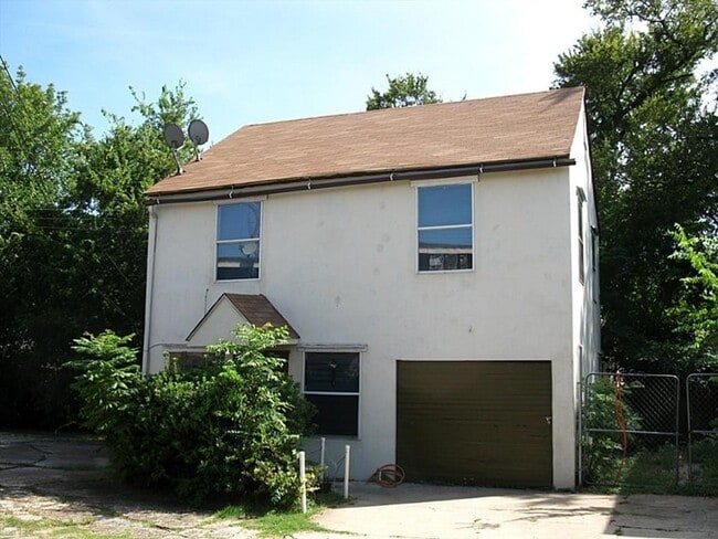 property at 5344 Leeland St