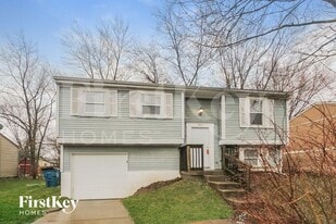 902 Bremerton Dr in Indianapolis, IN - Building Photo