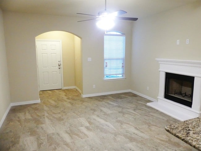 309 Jennie Marie Cir in Ferris, TX - Building Photo - Building Photo