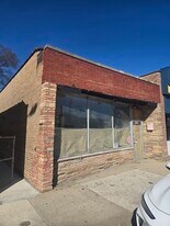 8304 S Kedzie Ave in Chicago, IL - Building Photo