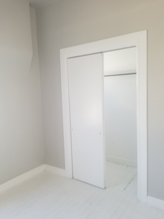 1307 E Nevada Ave, Unit B in El Paso, TX - Building Photo - Building Photo