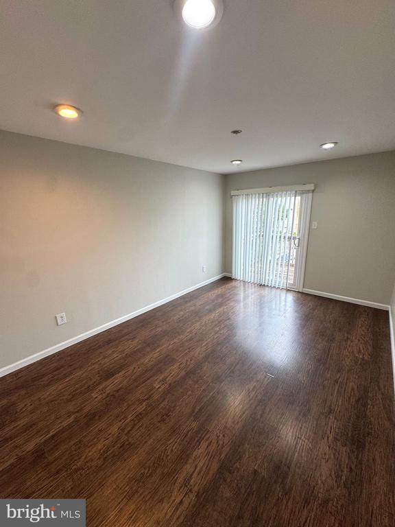 9841 Northeast Ave in Philadelphia, PA - Building Photo - Building Photo