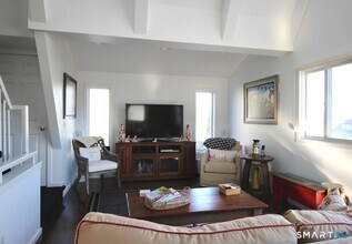 147 Captains Dr in Westbrook, CT - Building Photo - Building Photo