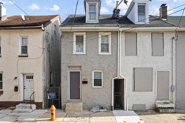 340 Mechanic St in Philadelphia, PA - Building Photo - Building Photo