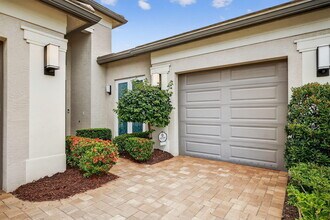11966 SW Still Waters Ave in Port St. Lucie, FL - Building Photo - Building Photo