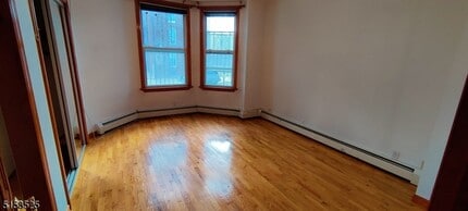 231 Ripley Pl-Unit -1 in Elizabeth, NJ - Building Photo - Building Photo