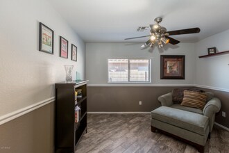 3016 W White Feather Ln in Phoenix, AZ - Building Photo - Building Photo