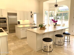 4551 E Cochise Rd in Phoenix, AZ - Building Photo - Building Photo