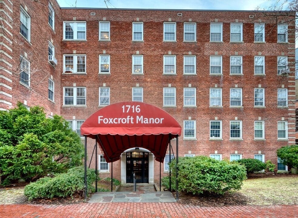 1716 Cambridge St, Unit 35 in Cambridge, MA - Building Photo