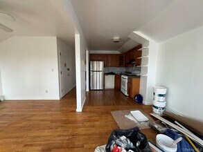 45-55-55 162nd St in New York, NY - Building Photo - Building Photo