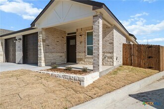 1118 B Zora Dr in Temple, TX - Building Photo - Building Photo
