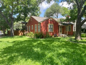 3200 Glenview Ave, Unit Glenview in Austin, TX - Building Photo - Building Photo