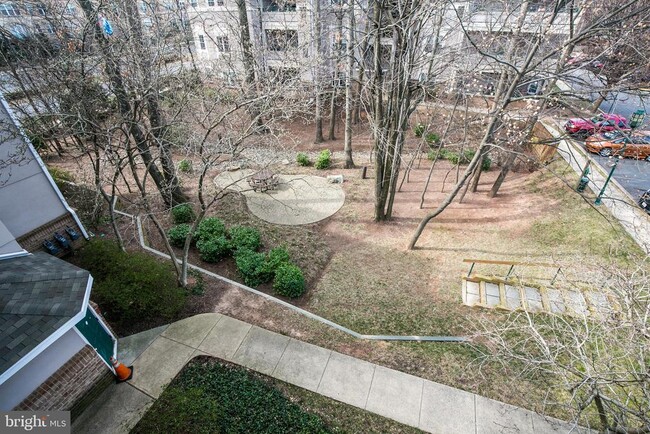 12005 Taliesin Pl in Reston, VA - Building Photo - Building Photo