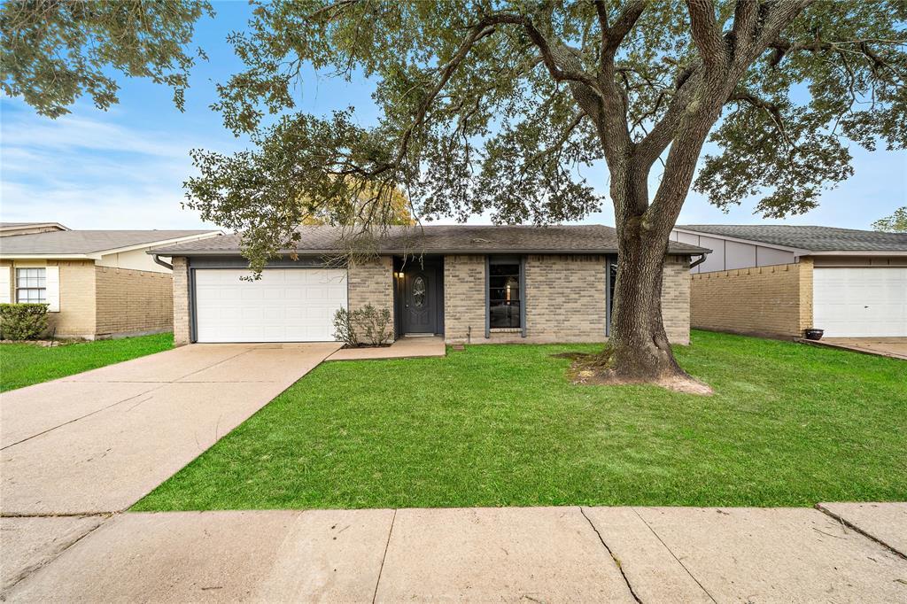 4406 Kacee Dr in Houston, TX - Building Photo