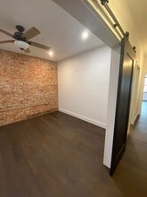 92 S Washington St, Unit Unit D in Tiffin, OH - Building Photo - Building Photo