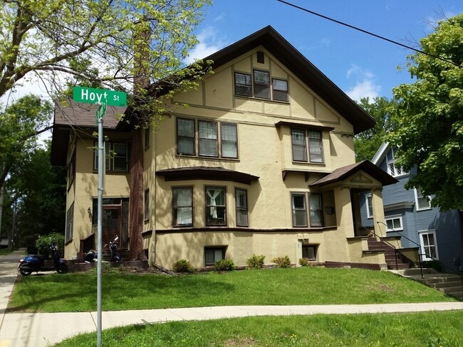 property at 1726 Hoyt St