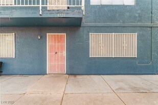 4721 Cessna Ave in Las Vegas, NV - Building Photo