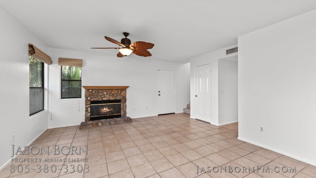 4273 Las Virgenes Rd in Calabasas, CA - Building Photo - Building Photo