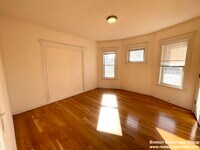 19 Eastman St photo'