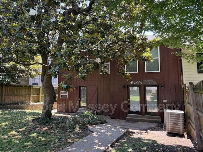 property at 1236 Cherokee Rd