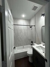 704 Avenue I in Conroe, TX - Building Photo - Building Photo