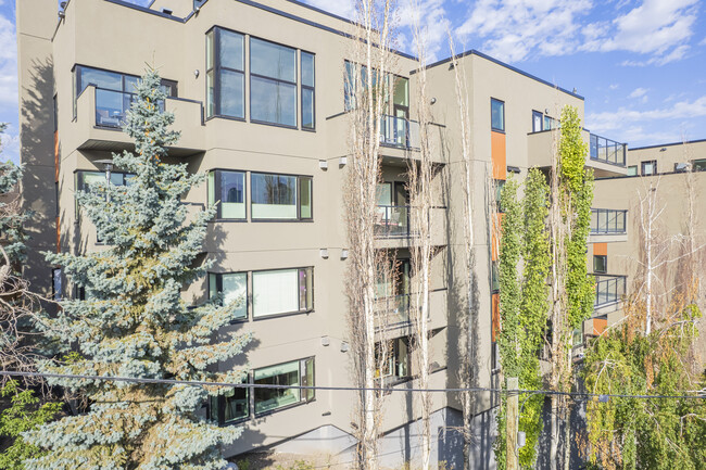 The Greystones II in Calgary, AB - Building Photo - Building Photo