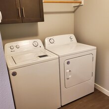 9229 Kenwood Dr SW in Tacoma, WA - Building Photo - Building Photo