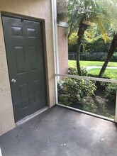 6386 Emerald Dunes Dr in West Palm Beach, FL - Building Photo - Building Photo