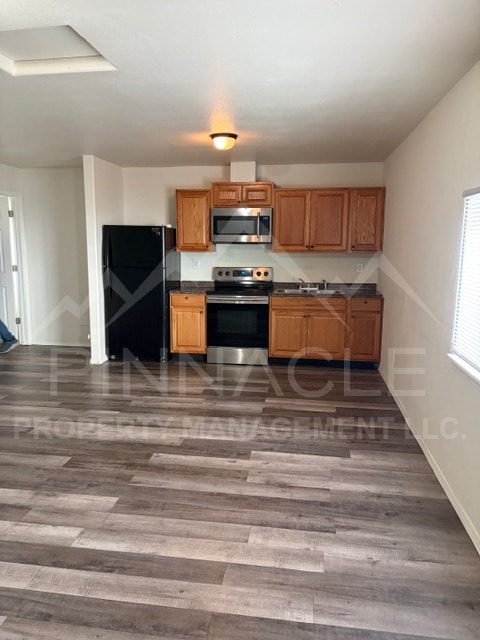 323 Emerald Rd in Granger, WA - Building Photo - Building Photo