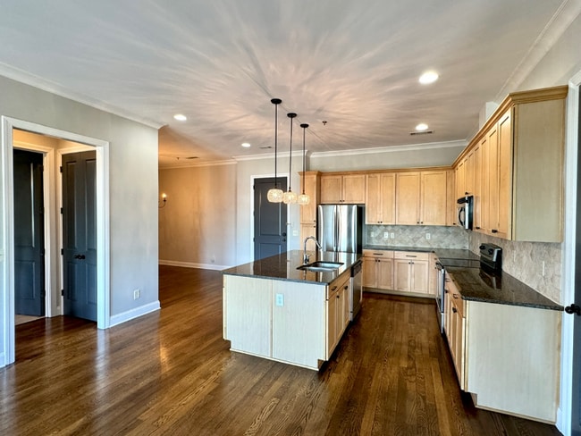 360 Chambers St, Unit 410 in Woodstock, GA - Building Photo - Building Photo