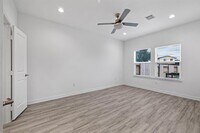 5430 Heron Dr photo'