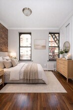 432 E 13th St in New York, NY - Foto de edificio - Building Photo