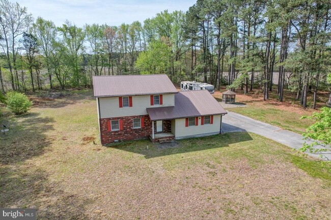 19372 Hummingbird Rd in Ellendale, DE - Foto de edificio - Building Photo