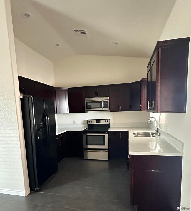 10266 S Tornado Ave in Yuma, AZ - Building Photo - Building Photo