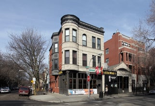 Kirkwood Bar & Grill in Chicago, IL - Building Photo - Primary Photo