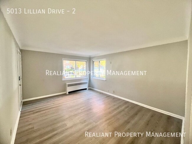 5013 Lillian Dr in Cincinnati, OH - Building Photo - Building Photo