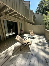 1249 Druid Knoll Dr NE in Atlanta, GA - Building Photo - Building Photo
