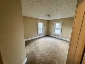1510 S Linden Ave in Alliance, OH - Building Photo - Building Photo